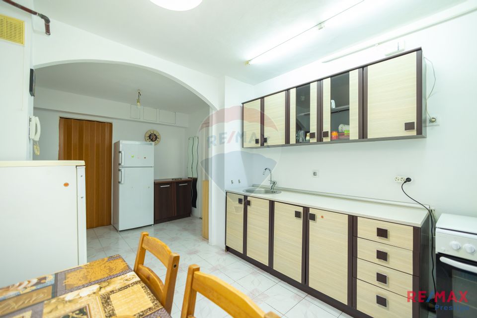 3 room Apartment for sale, Crangasi area