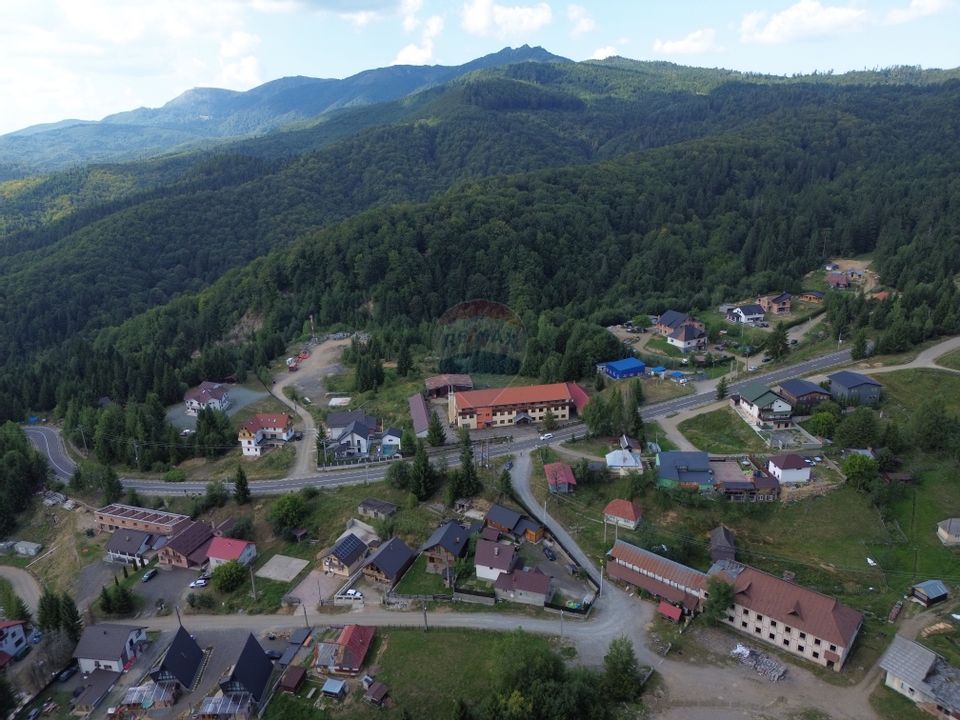 Hotel / Pensiune cu 30 camere de vânzare în zona Nord