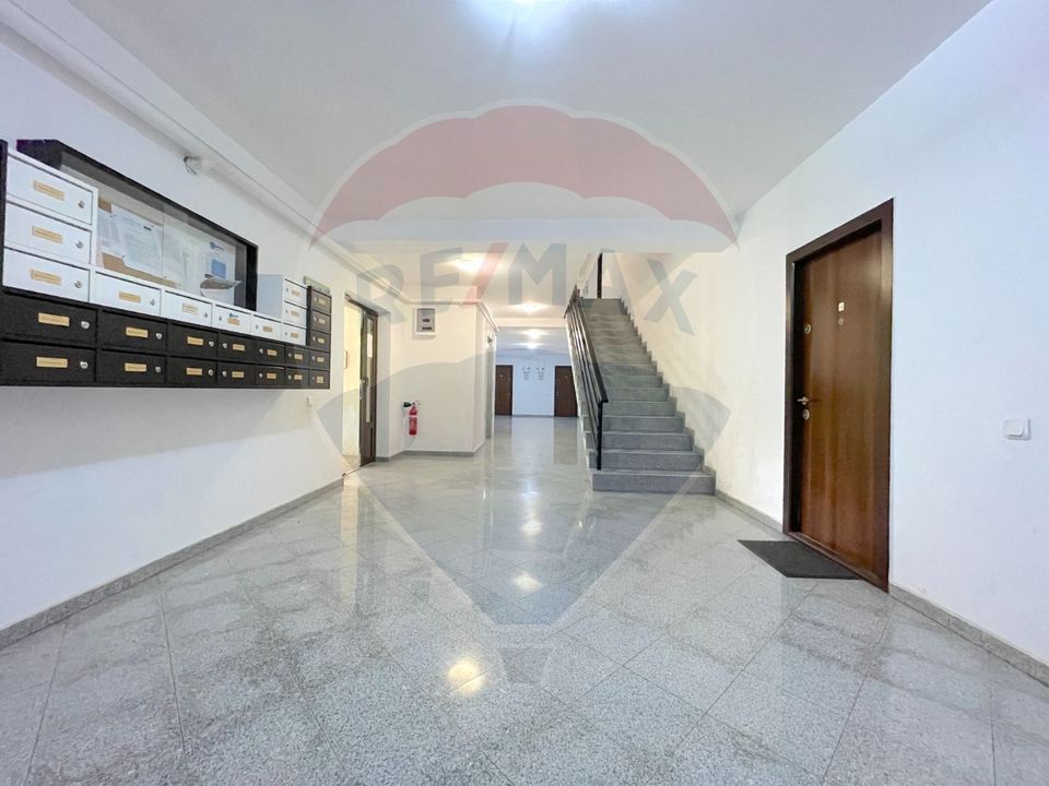 Apartament 2 camere 63 mp utili, zona Tractorul