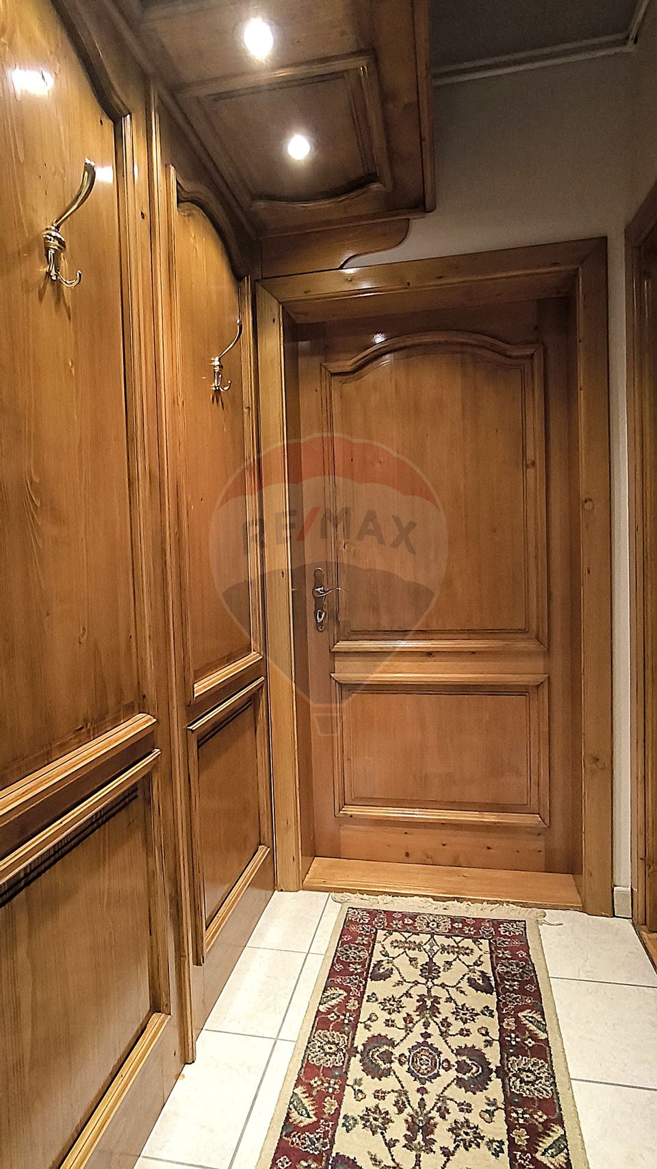 Apartament la casă în zona centrală – Str. M. Viteazu (fosta Teches)