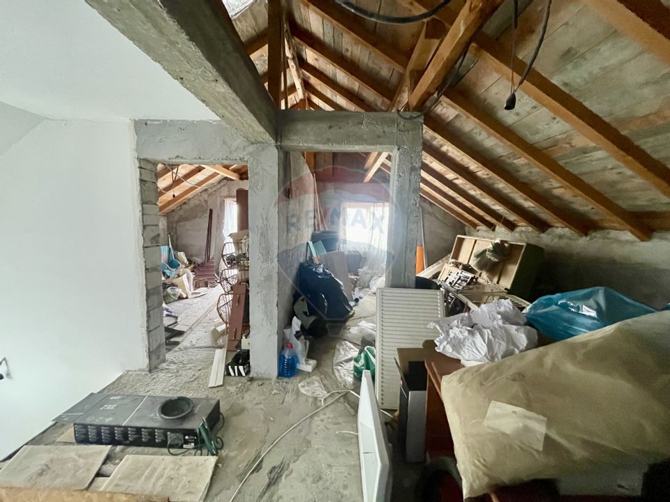 6 room House / Villa for sale, Vest area