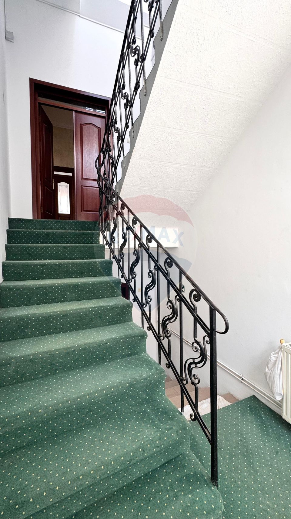 Vila de vanzare in zona peninsulara Constanta