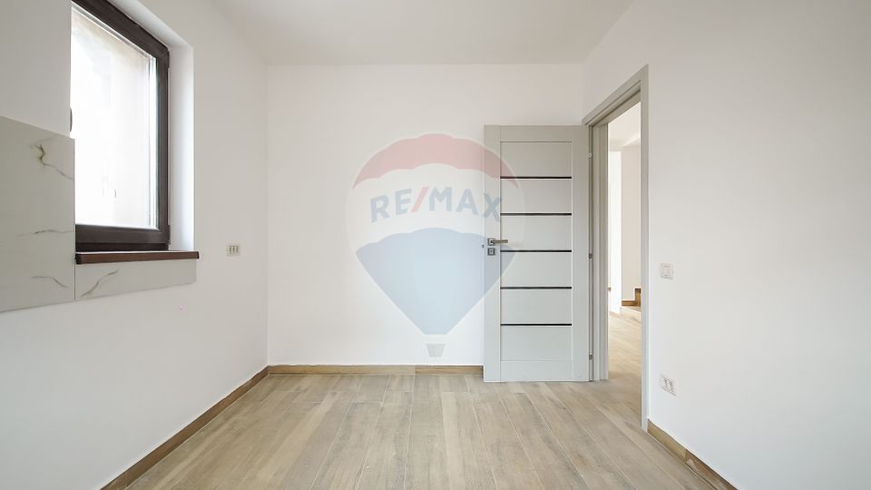 Casă Tip Duplex,  Săcele