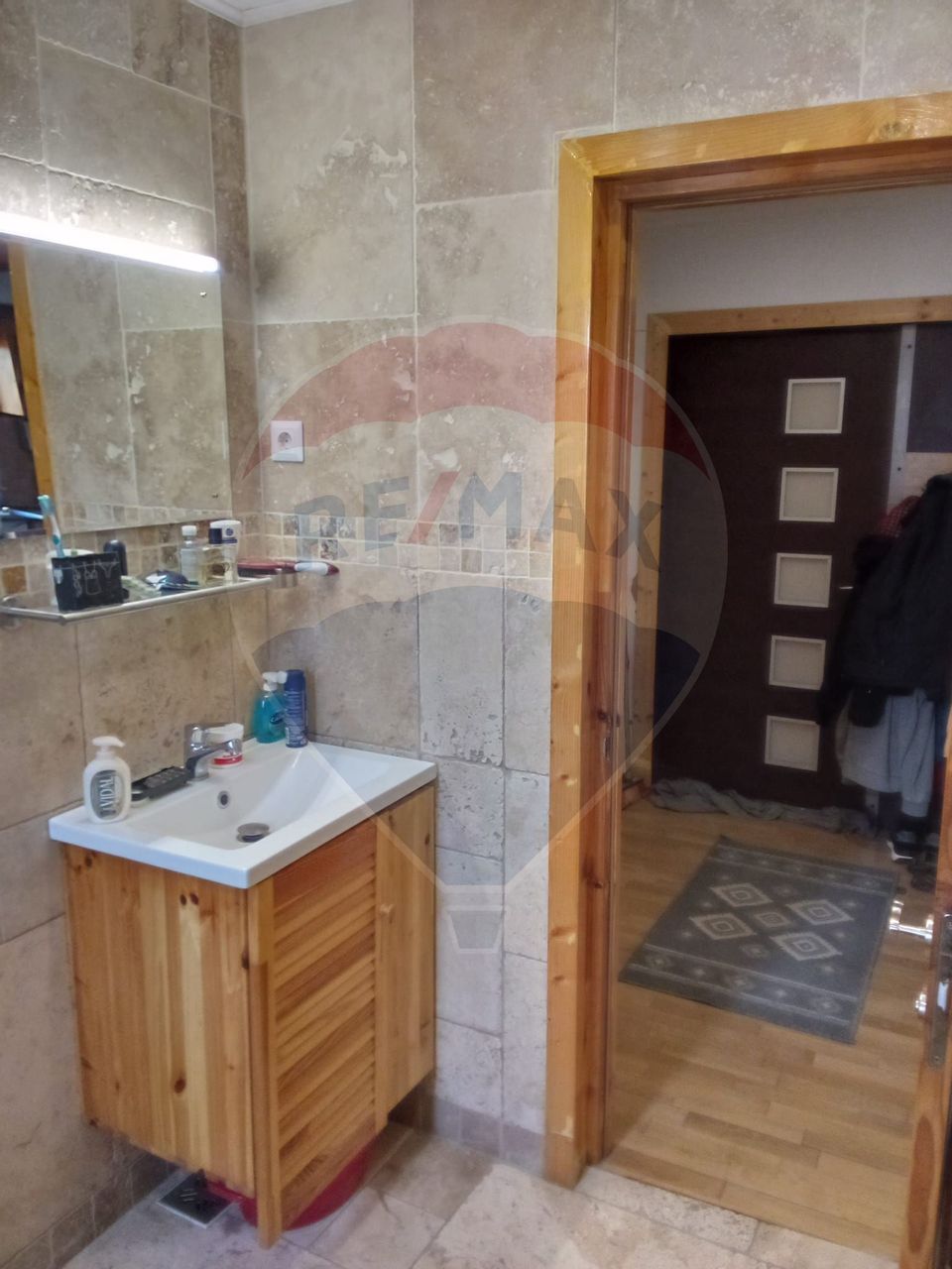 8 room House / Villa for sale, Sud-Vest area