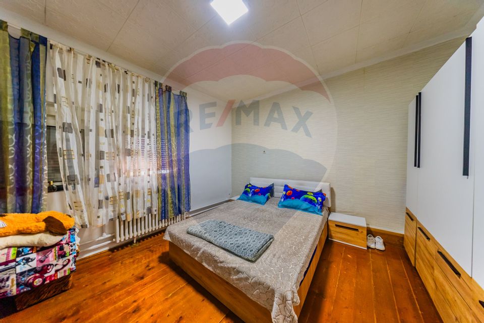 7 room House / Villa for sale, Confectii area