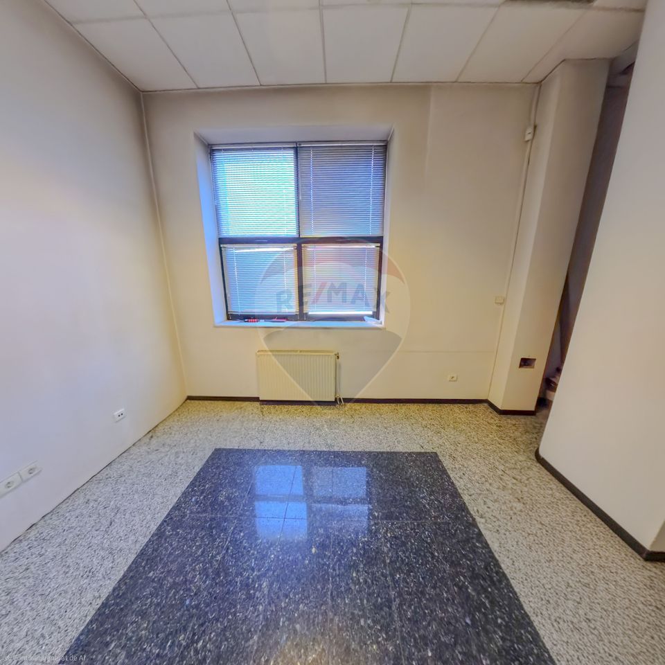 13sq.m Office Space for rent, Ultracentral area