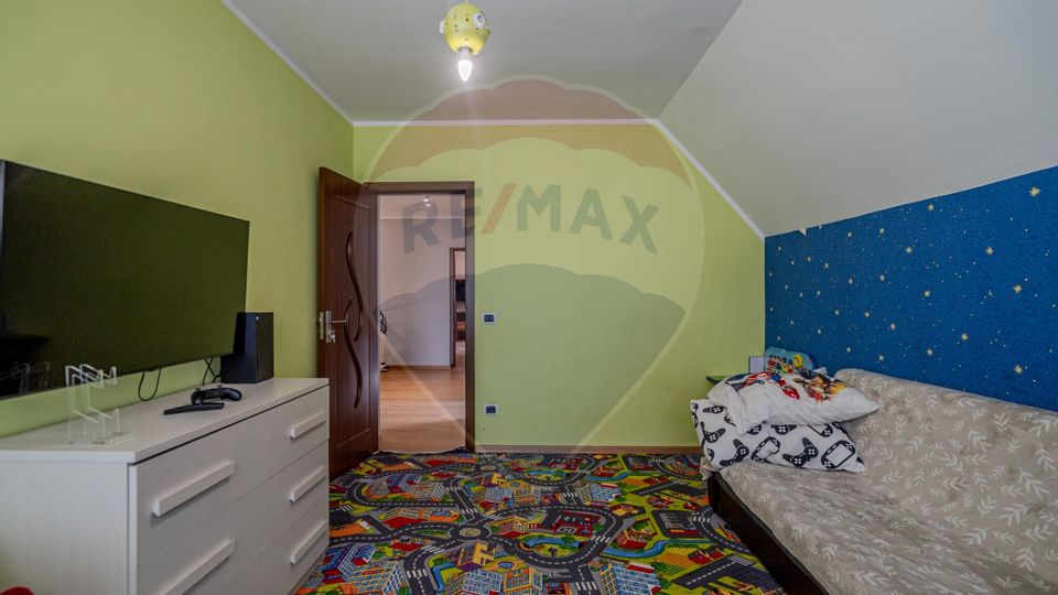 5 room House / Villa for sale