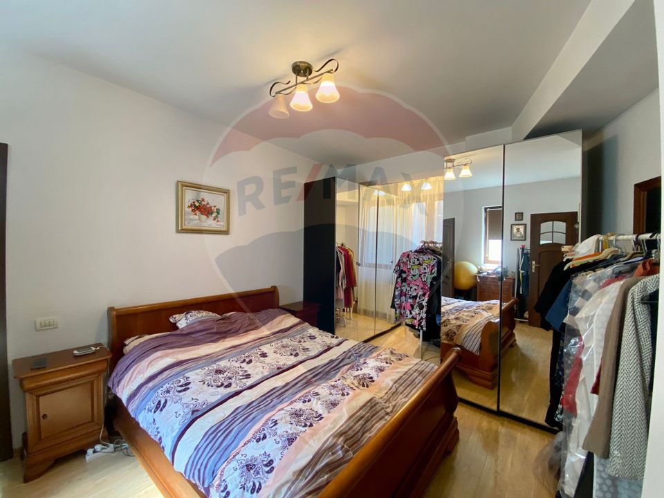 Apartament cu 3 camere de inchiriat in zona Libertatii