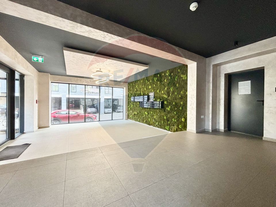 Apartament 2 camere de închiriat central, loc de parcare, comision 0