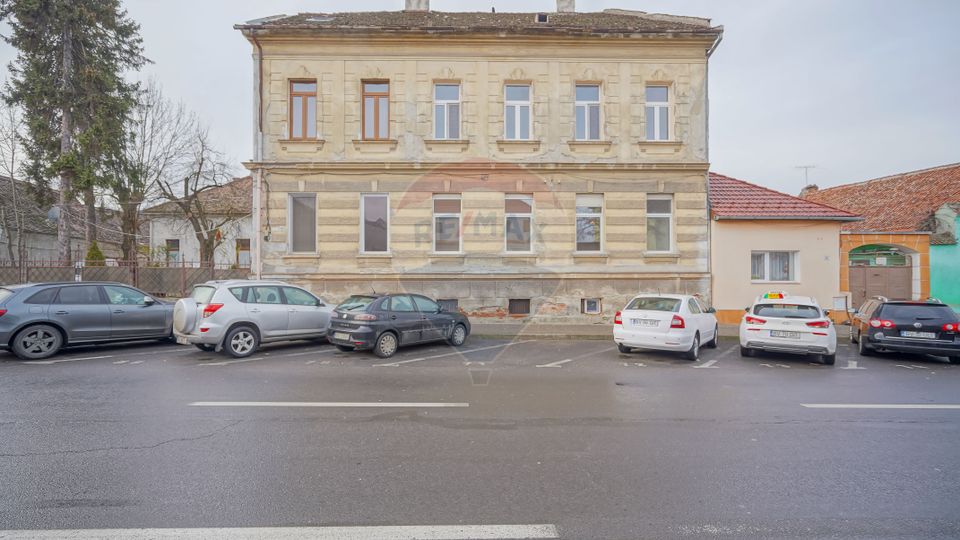REZERVAT! Apartament cu arhitectură săsească