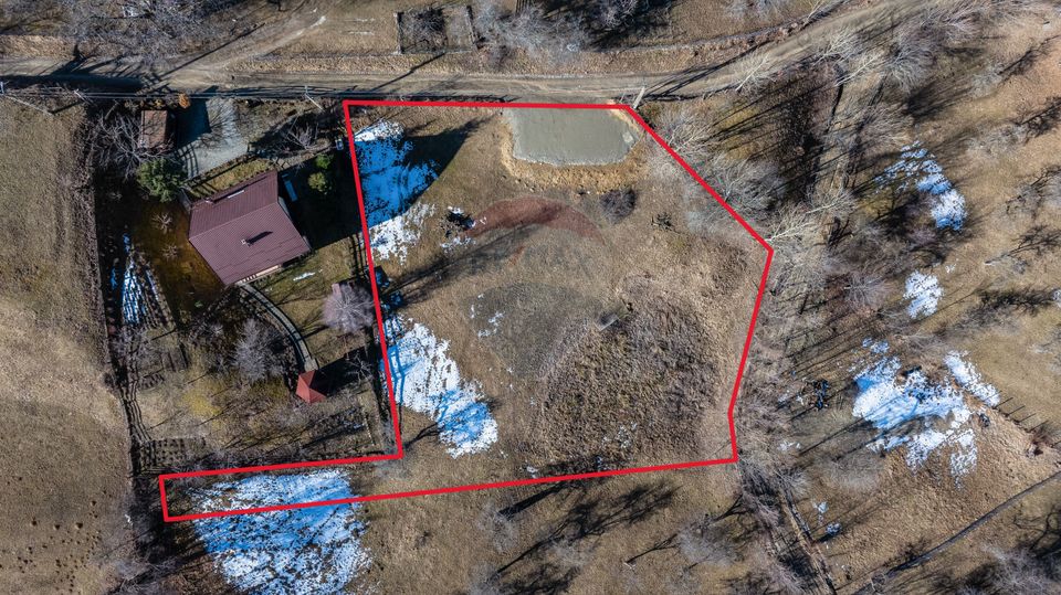 Comision 0%| Teren intravilan Sohodol 2495 mp| Apa si curent