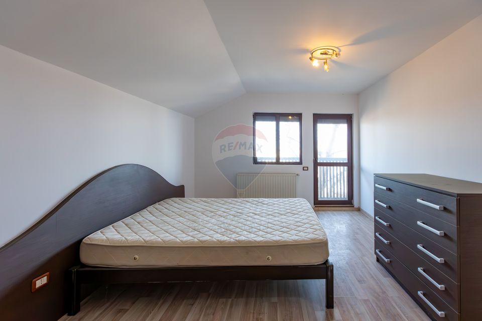 Hală 1.000 mp + curte 3.200 mp + CASĂ 160 mp BONUS | Acces TIR | Bacău