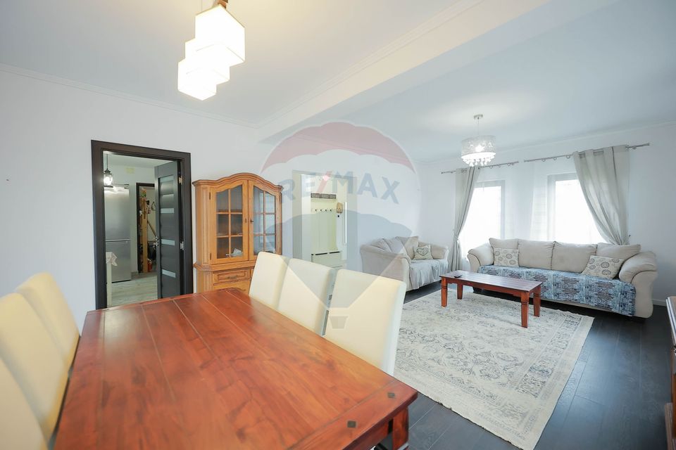 Casă 4 Camere cu Garaj, Construită de Proprietar, Cartier Episcopia