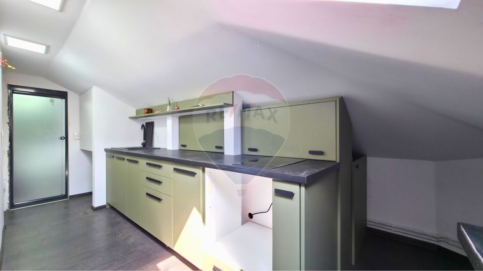 7 room House / Villa for sale, Giulesti area