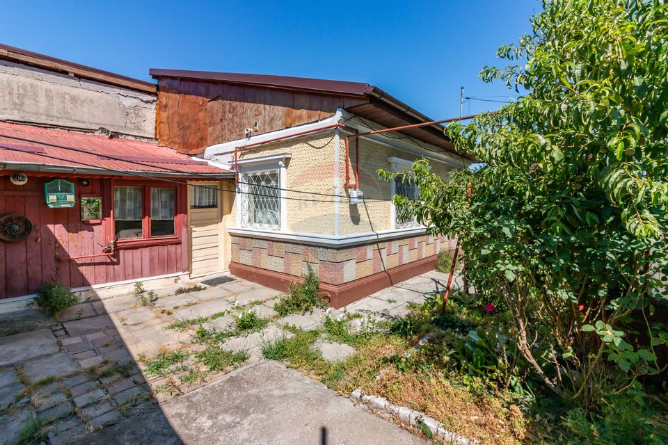 4 room House / Villa for sale, Andronache area