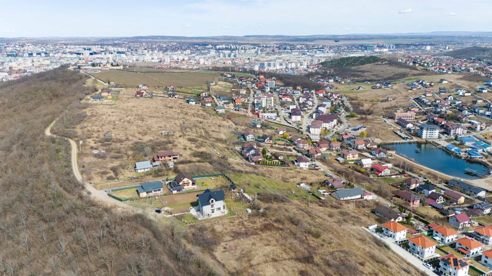 Teren 1,424mp Hlincea / Strada LILIACULUI