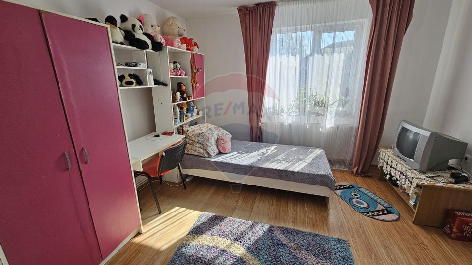Casă / Vilă Bariera Valcii