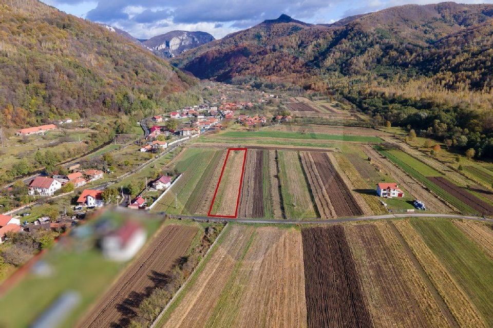 Land 2,833sqm Baru / Intrarea Petros