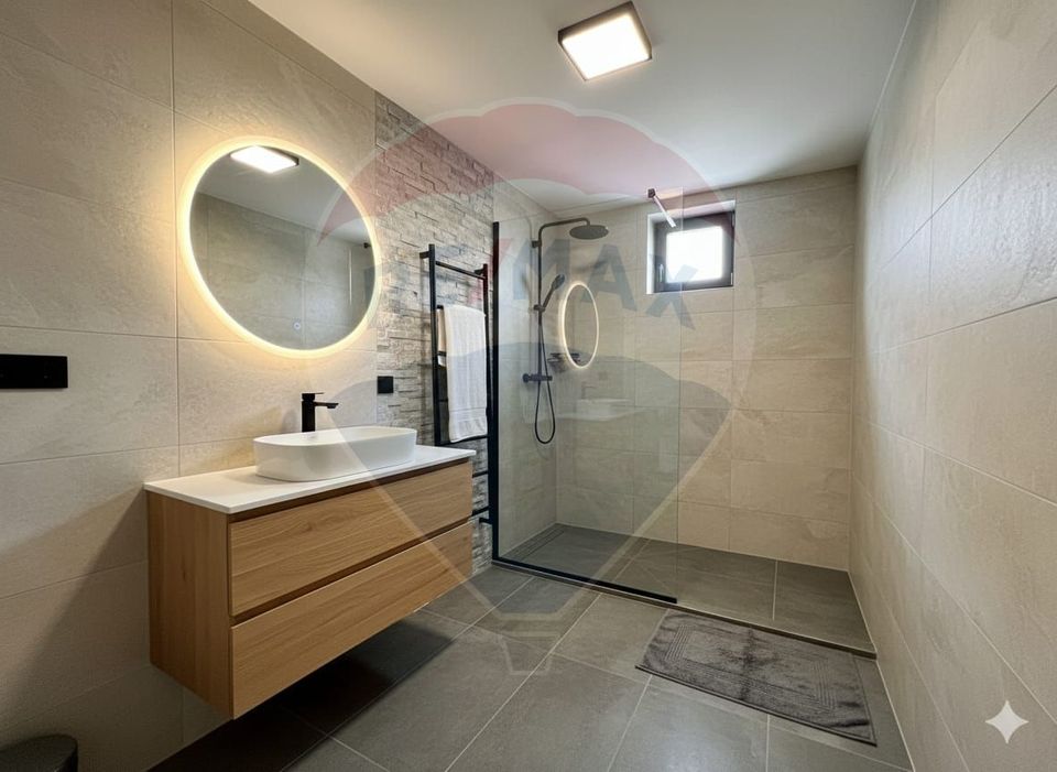 Investitie/Vanzare-  Vilă cu 5 camere la 45 minute de Bucuresti