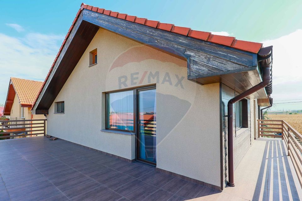 5 room House / Villa for sale, Exterior Vest area