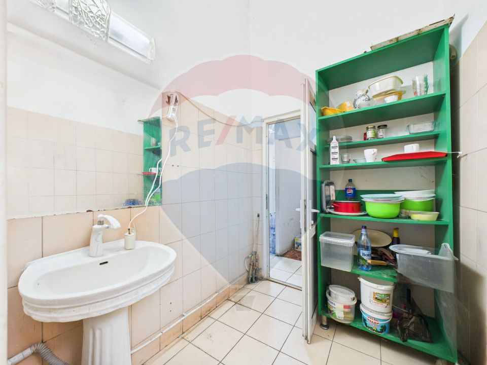 86.22sq.m Commercial Space for sale, Vacaresti area