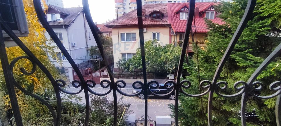 8 room House / Villa for rent, Parcul Circului area