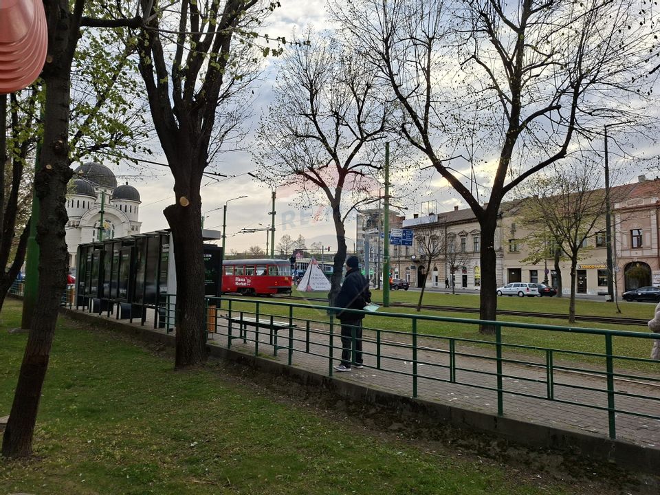 Spațiu comercial 112 mp de închiriat în Podgoria, Bld. Revoluției