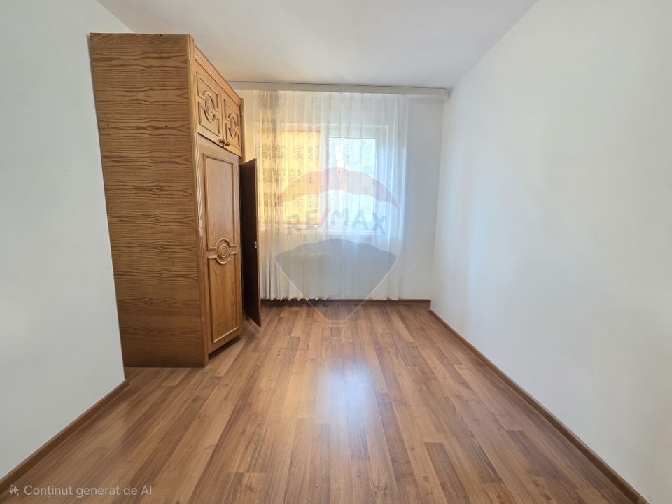 Apartament 3 camere etaj 1, Sud