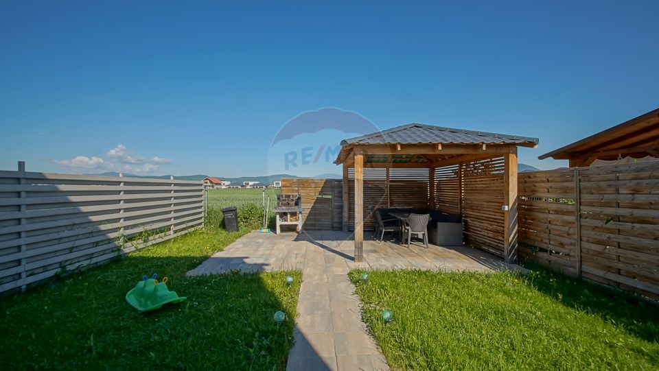 4 room House / Villa for sale