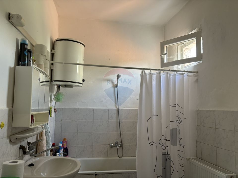 Casa cu gradina in Slimnic