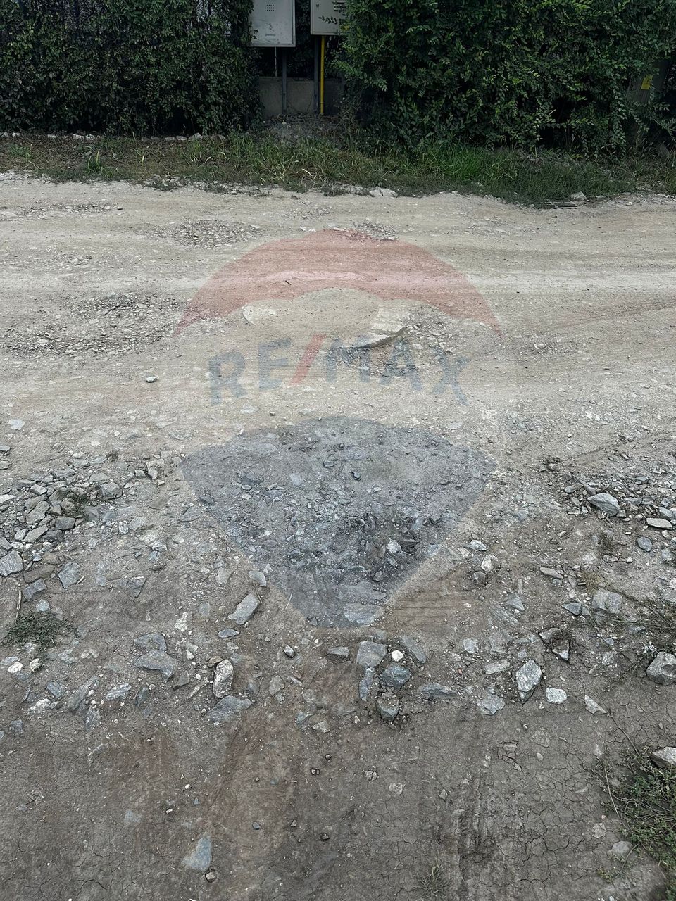 TEREN INTRAVILAN 500 MP DE VANZARE– SURA MARE JUD. SIBIU