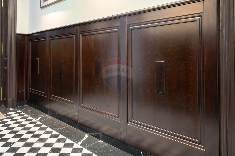 130 sqm Historic Property – Ideal for Living or Office