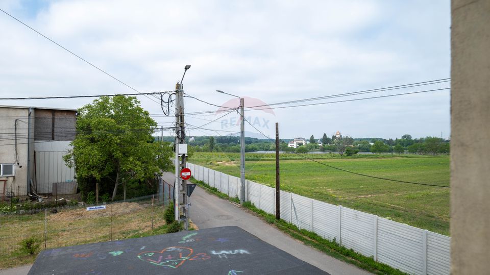 Oportunitate de investitie-vanzare spațiu industrial 6500mp, Cernica