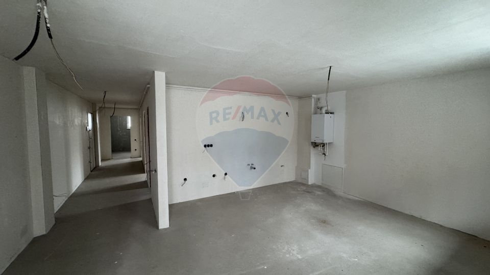 La vânzare Apartamente noi cu 3 camere în zonă Rezidențială