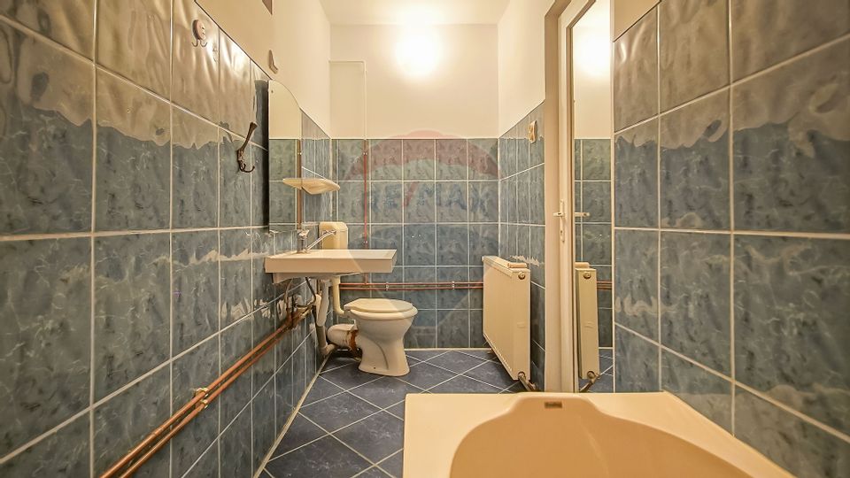 Apartament 2 camere renovat, central, Zona ISR, Râșnov