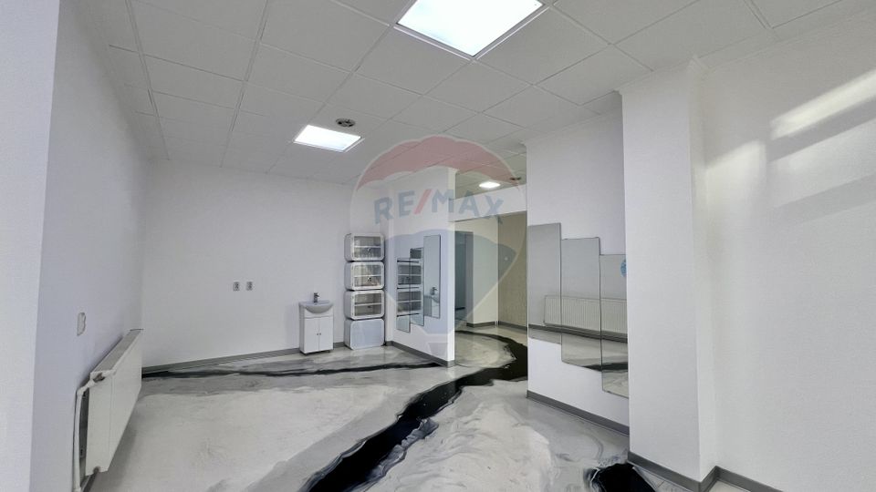 Spațiu comercial cu suprafata de 142.8mp de vânzare în Brăila