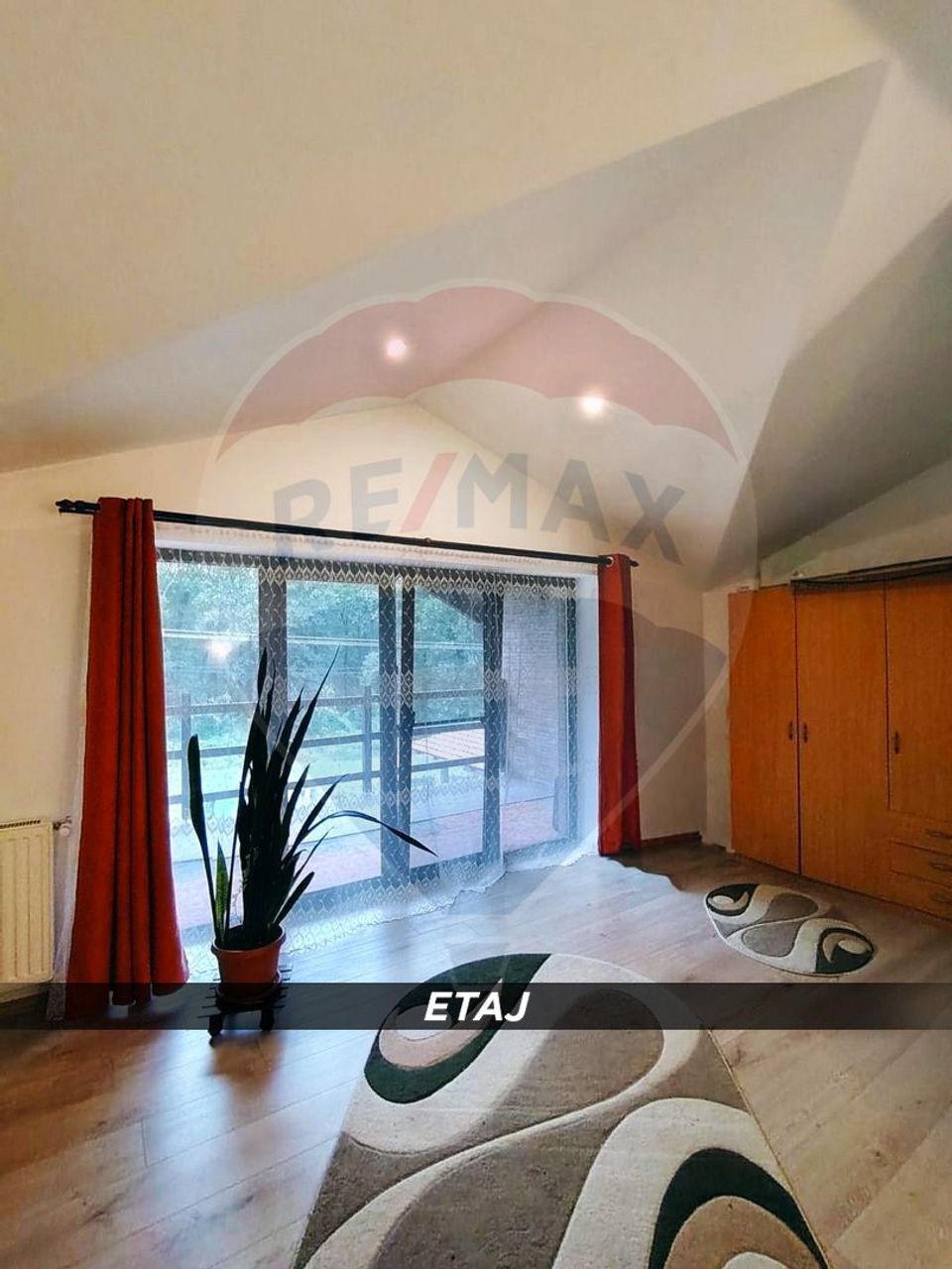 4 room House / Villa for sale, Sud-Vest area