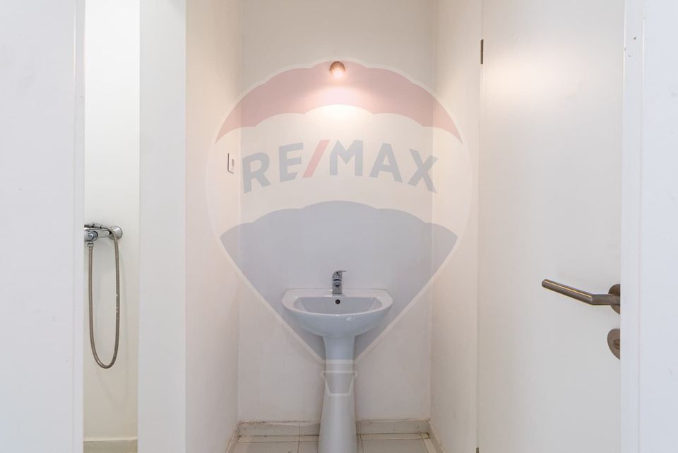 Spațiu comercial de închiriat – Strada de Mijloc, Brașov