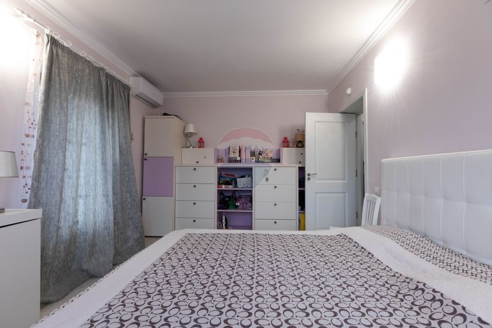 6 room House / Villa for rent, Calea Moinesti area