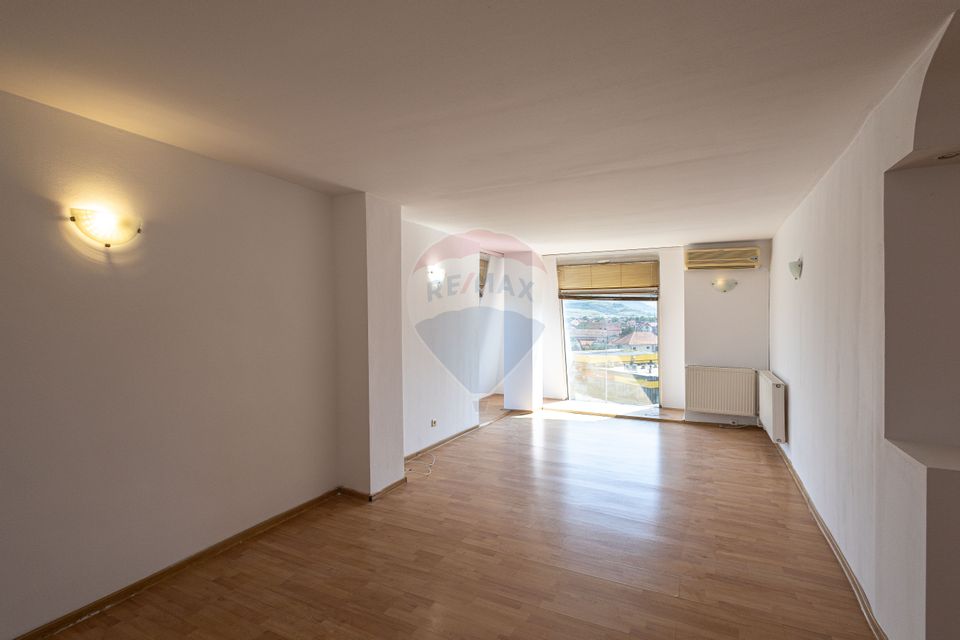 Apartament cu 3 camere de vânzare în Sebeș COMISION 0%