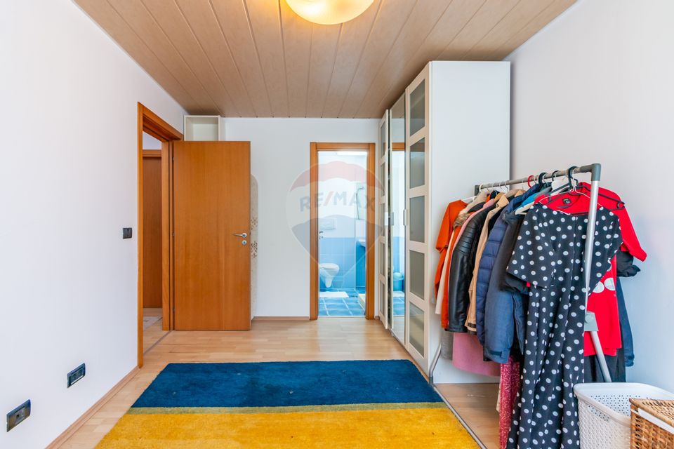 Casă / Vilă in Corbeanca, langa lac, zona exclusivista