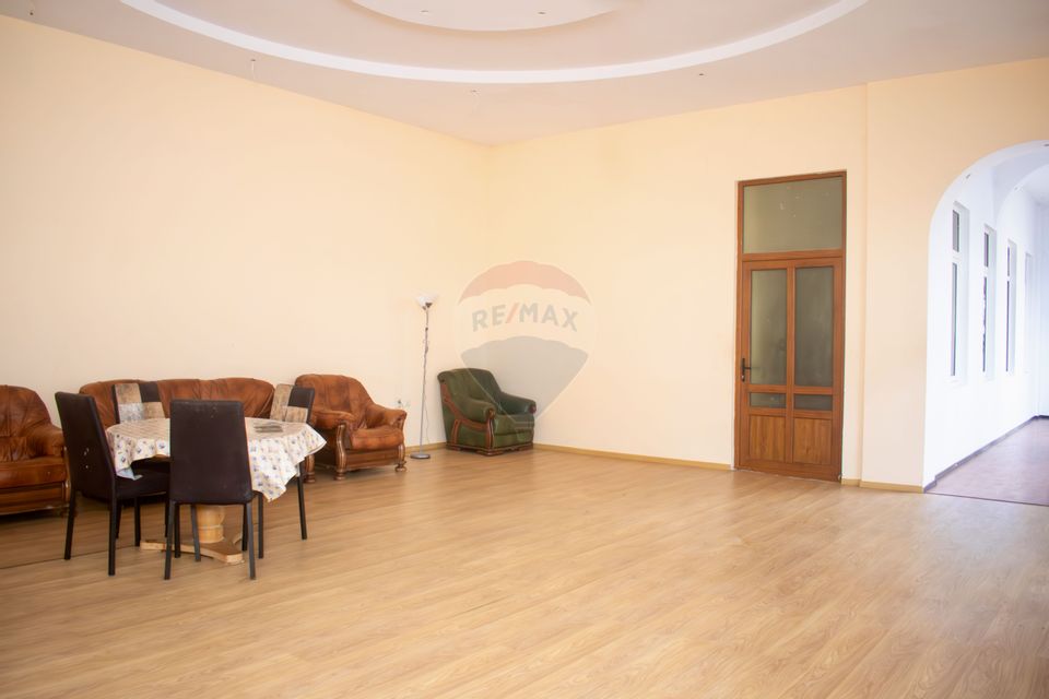 4 room House / Villa for sale, Rudului area