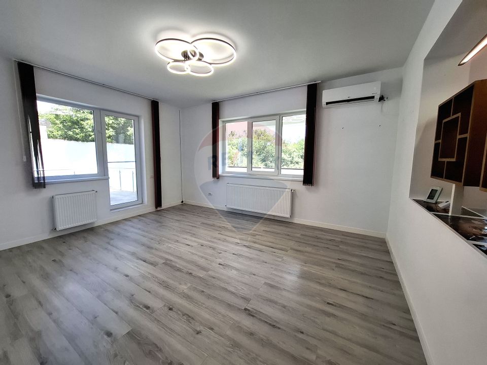 Apartament Parter cu 140mp curte proprie Straulesti