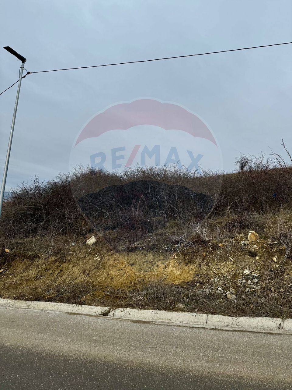 Land 2,900sqm Dezmir / Strada Trandafirilor