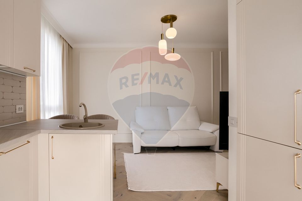 Apartament la cheie nou, cu dotări premium + loc de parcare