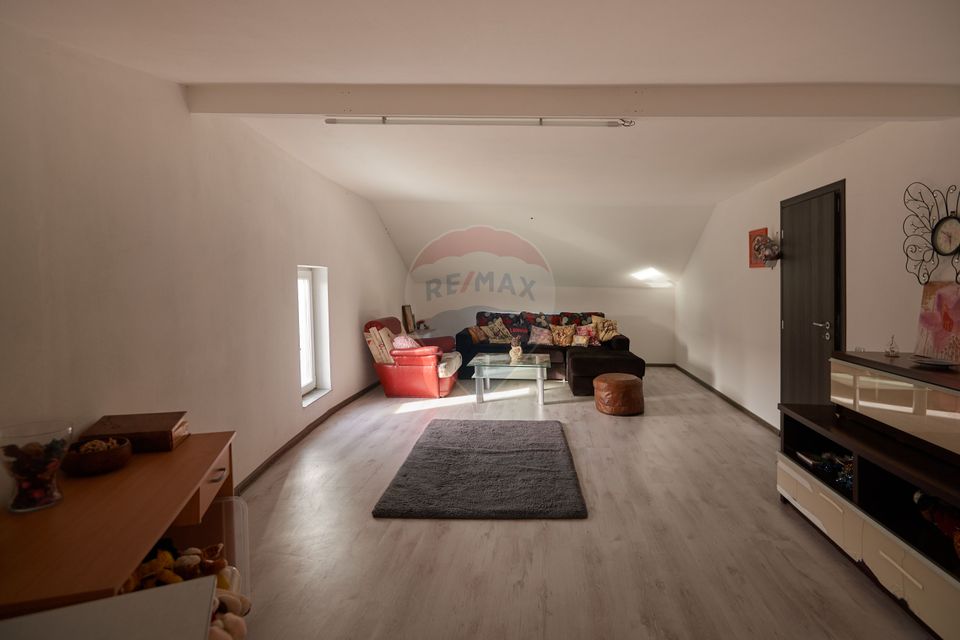 7 room House / Villa for sale