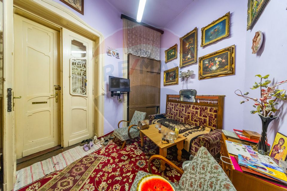 Apartament cu doua camere pe strada Episcopiei