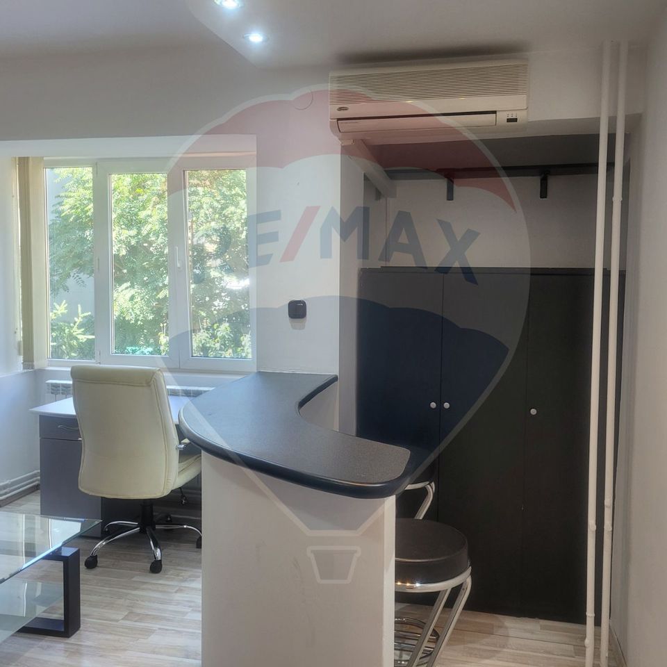 2 room Apartment for rent, Functionarilor area