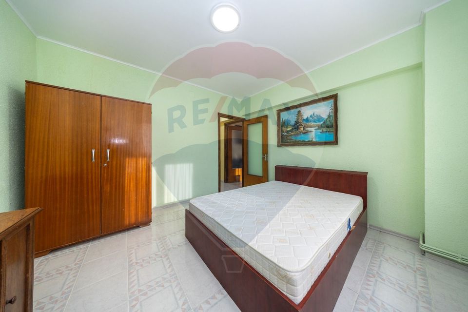 Apartament 4 camere vanzare - Racadau