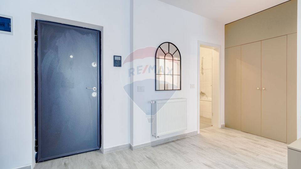 2 room Apartment for rent, Tractorul area